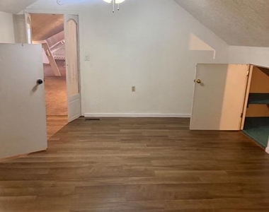 24 N 3rd Street - Photo Thumbnail 10