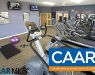 200 Lake Club Ct - Photo Thumbnail 13
