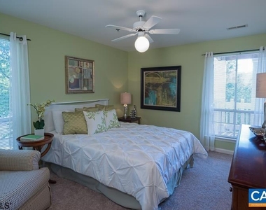200 Lake Club Ct - Photo Thumbnail 3