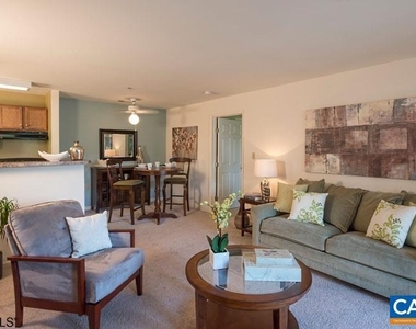200 Lake Club Ct - Photo Thumbnail 1