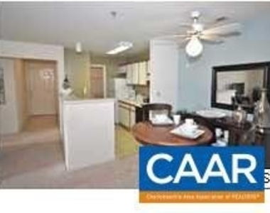 200 Lake Club Ct - Photo Thumbnail 6