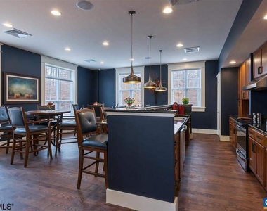 200 Reserve Blvd - Photo Thumbnail 5