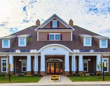 2175 Reserve Cir - Photo Thumbnail 3