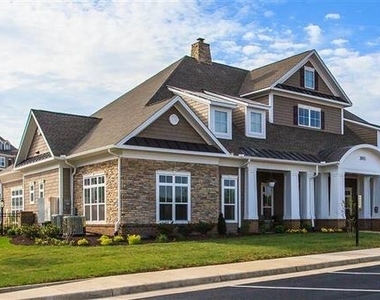 2235 Reserve Cir - Photo Thumbnail 2