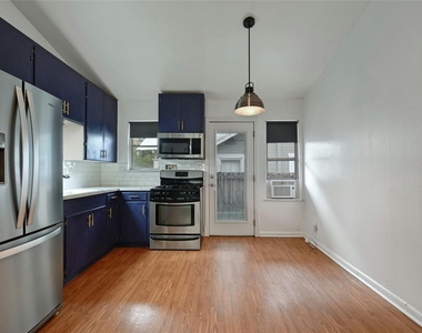 515 Pecan Grove Rd - Photo Thumbnail 6