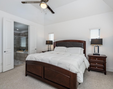 2312 Hutchins Street - Photo Thumbnail 18