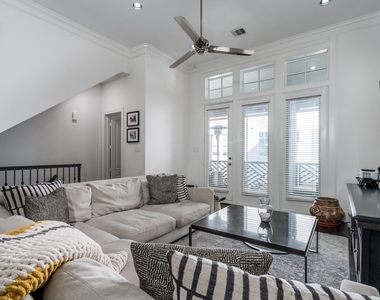 2312 Hutchins Street - Photo Thumbnail 11
