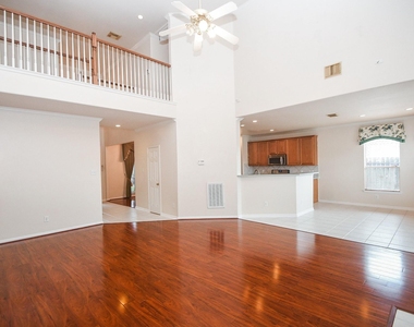 14234 Silver Glade Lane - Photo Thumbnail 5