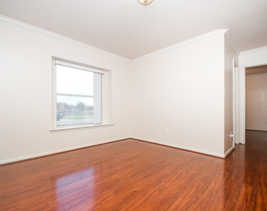 14234 Silver Glade Lane - Photo Thumbnail 14