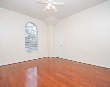 14234 Silver Glade Lane - Photo Thumbnail 12