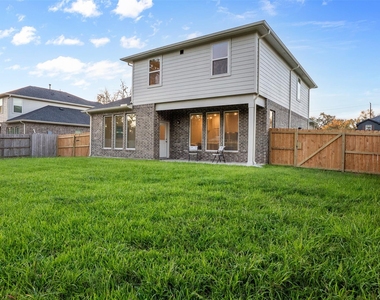 403 Magnolia Street - Photo Thumbnail 1