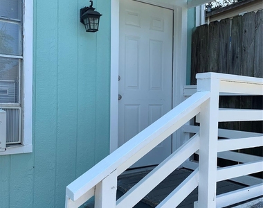 3116 Avenue L - Photo Thumbnail 1