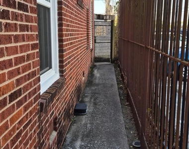 2118 Oakdale Street - Photo Thumbnail 15