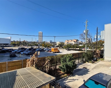 2118 Oakdale Street - Photo Thumbnail 12