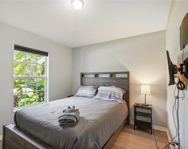 940 Belmont Street E - Photo Thumbnail 26