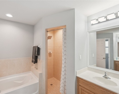 940 Belmont Street E - Photo Thumbnail 30