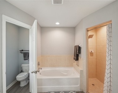 940 Belmont Street E - Photo Thumbnail 32