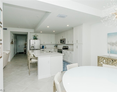 5555 Double Eagle Circle - Photo Thumbnail 11