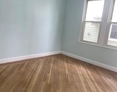 1253 East 89th Street - Photo Thumbnail 3
