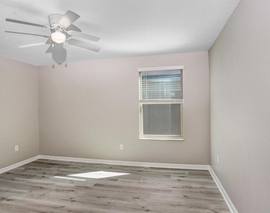 10256 Carloway Hills Drive - Photo Thumbnail 18