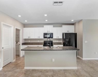 10256 Carloway Hills Drive - Photo Thumbnail 10