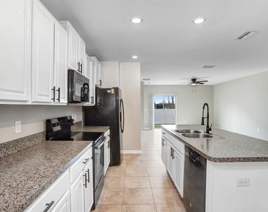 10256 Carloway Hills Drive - Photo Thumbnail 6