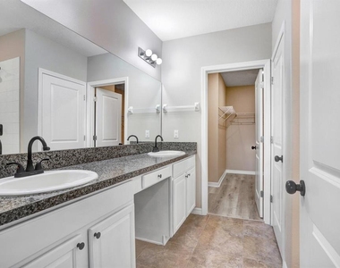 10256 Carloway Hills Drive - Photo Thumbnail 23
