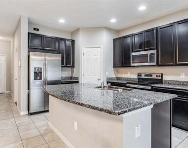 7012 Holly Heath Drive - Photo Thumbnail 2
