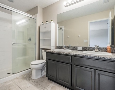 7012 Holly Heath Drive - Photo Thumbnail 12