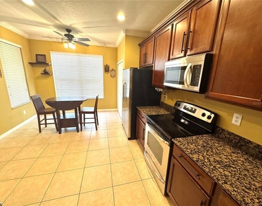 1483 Hillview Lane - Photo Thumbnail 7