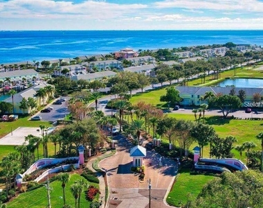 3873 Pompano Drive Se - Photo Thumbnail 98