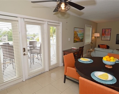 3873 Pompano Drive Se - Photo Thumbnail 18