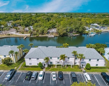 3873 Pompano Drive Se - Photo Thumbnail 1