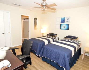 3873 Pompano Drive Se - Photo Thumbnail 41