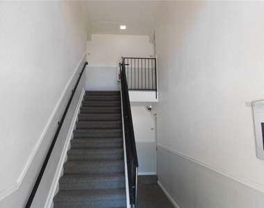 3873 Pompano Drive Se - Photo Thumbnail 3