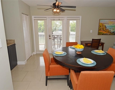 3873 Pompano Drive Se - Photo Thumbnail 17