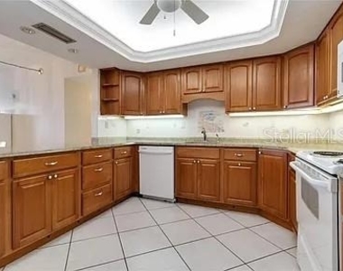 17920 Gulf Boulevard - Photo Thumbnail 20