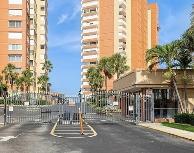 17920 Gulf Boulevard - Photo Thumbnail 3
