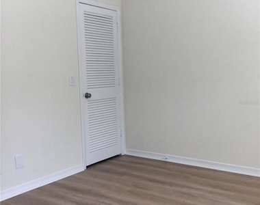 44 Country Club Drive - Photo Thumbnail 19