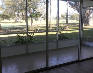 44 Country Club Drive - Photo Thumbnail 26