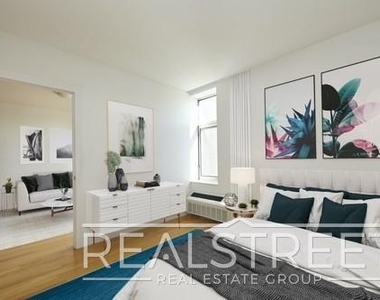 90-02 Queens Blvd - Photo Thumbnail 1