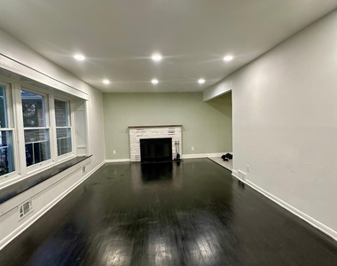 297 Cambourne Drive - Photo Thumbnail 4