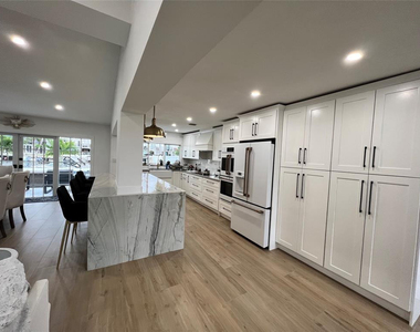 3000 Jasmine Terrace - Photo Thumbnail 8