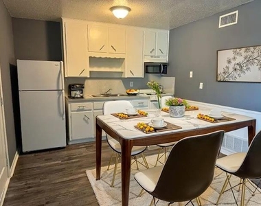 614 Stringer Street - Photo Thumbnail 2