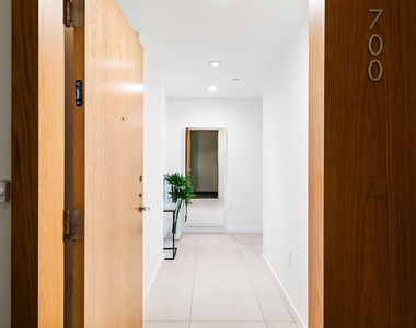 401 N Birch Road - Photo Thumbnail 1
