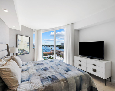 401 N Birch Road - Photo Thumbnail 18