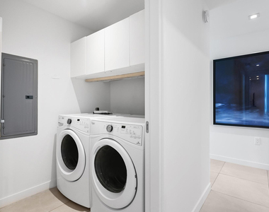 401 N Birch Road - Photo Thumbnail 8