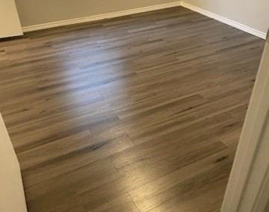 6621 N Park Drive - Photo Thumbnail 4