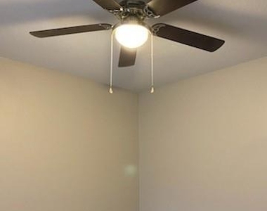 6621 N Park Drive - Photo Thumbnail 6