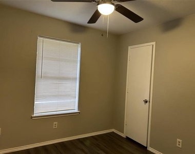 6621 N Park Drive - Photo Thumbnail 20